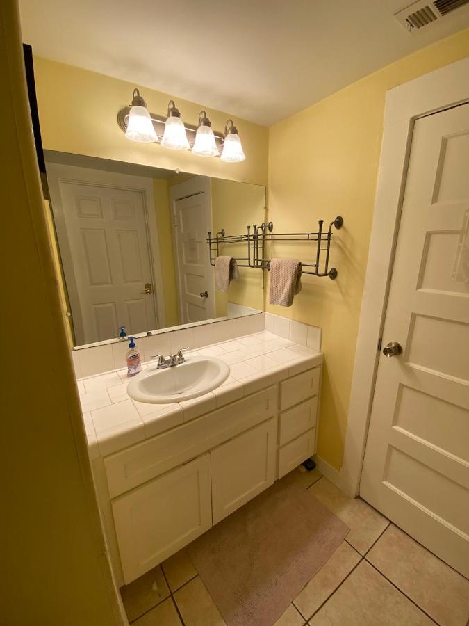 Private Los Angeles Room - Free Wifi, Ac, Tv, Private Fridge, Kitchen, Near Usc - Exposition Park - Usc Memorial Coliseum - Banc Of California Bmo Stadium - Downtown Los Angeles Dtla - University Of Southern California Usc!! Bagian luar foto