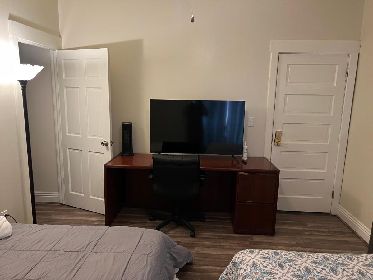 Private Los Angeles Room - Free Wifi, Ac, Tv, Private Fridge, Kitchen, Near Usc - Exposition Park - Usc Memorial Coliseum - Banc Of California Bmo Stadium - Downtown Los Angeles Dtla - University Of Southern California Usc!! Bagian luar foto
